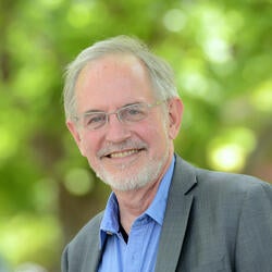 A headshot of Professor Bruce Link.